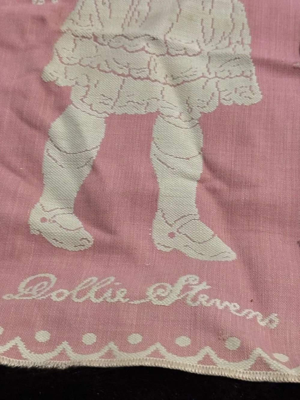 VTG 1930s ERA “DOLLIE STEVENS” TAPESTRY DOLL BLANKET PINK 15 x 21 X 2